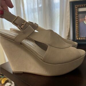 Chinese Laundry Wedges